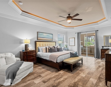 9383 Slate Court - Photo Thumbnail 12