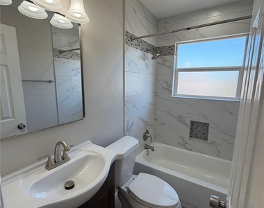 3113 Arbor Street - Photo Thumbnail 5