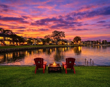 12100 Melville Dr - Photo Thumbnail 2