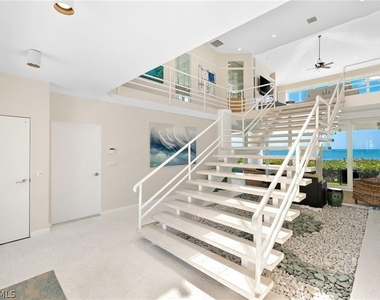 3860 Gordon Drive - Photo Thumbnail 8