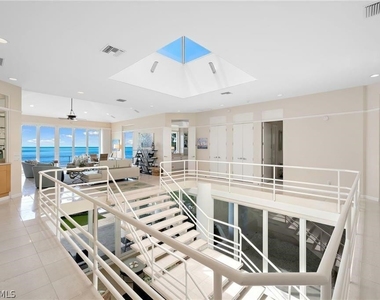 3860 Gordon Drive - Photo Thumbnail 14