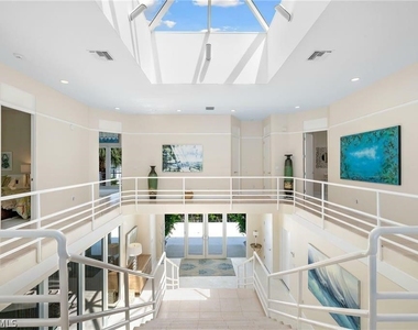 3860 Gordon Drive - Photo Thumbnail 12