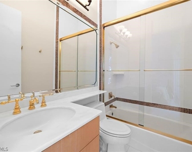 3860 Gordon Drive - Photo Thumbnail 27