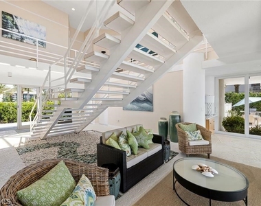 3860 Gordon Drive - Photo Thumbnail 9