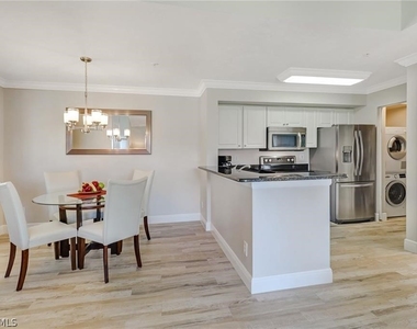 1265 Wildwood Lakes Boulevard - Photo Thumbnail 4
