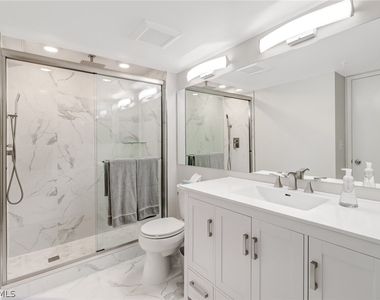 1265 Wildwood Lakes Boulevard - Photo Thumbnail 18