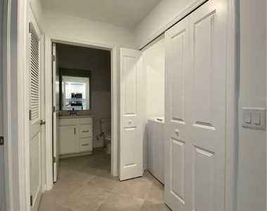 5427 Double Eagle Circle - Photo Thumbnail 3