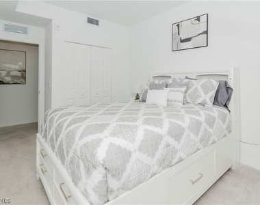 5835 Double Eagle Circle - Photo Thumbnail 16