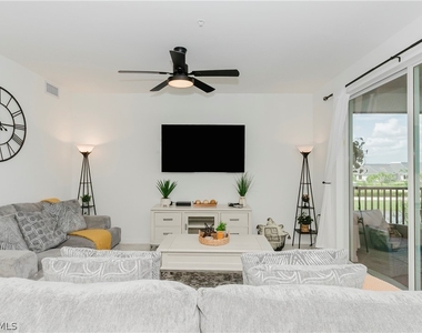 5835 Double Eagle Circle - Photo Thumbnail 6