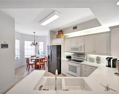 410 Bayfront Place - Photo Thumbnail 6