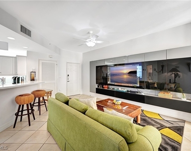 410 Bayfront Place - Photo Thumbnail 4