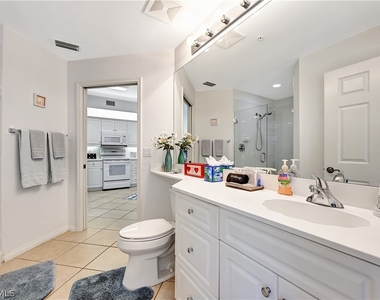 410 Bayfront Place - Photo Thumbnail 11