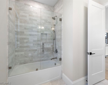 2721 Van Buren Avenue - Photo Thumbnail 18