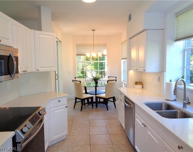 515 Laguna Royale Boulevard - Photo Thumbnail 12