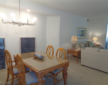 515 Laguna Royale Boulevard - Photo Thumbnail 9