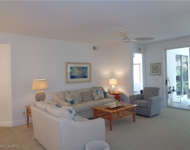 515 Laguna Royale Boulevard - Photo Thumbnail 2