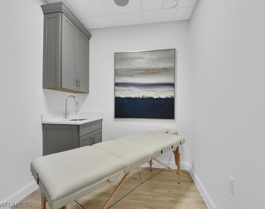 1111 Central Avenue - Photo Thumbnail 32