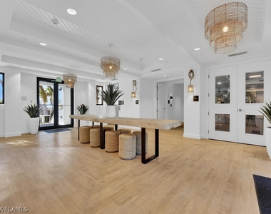 1111 Central Avenue - Photo Thumbnail 1