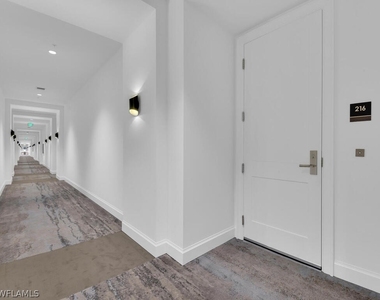 1111 Central Avenue - Photo Thumbnail 2