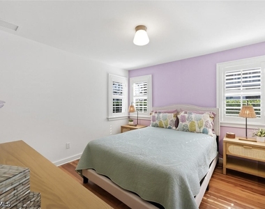 92 10th Avenue S - Photo Thumbnail 27