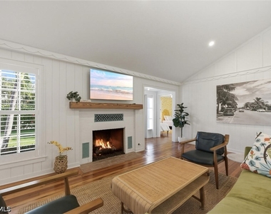 92 10th Avenue S - Photo Thumbnail 9