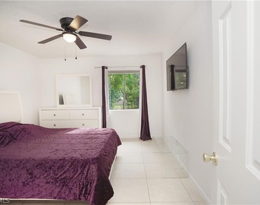 4635 Bayshore Drive - Photo Thumbnail 12