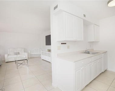 4635 Bayshore Drive - Photo Thumbnail 20