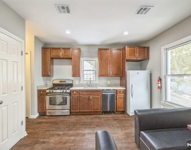 541 Union - Photo Thumbnail 7