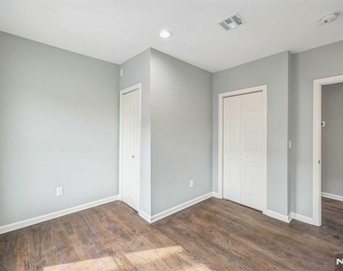 541 Union - Photo Thumbnail 5