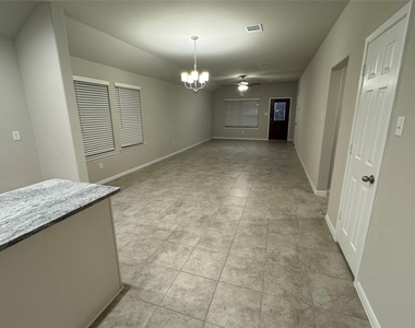 1436 Sundown Glen Lane - Photo Thumbnail 4
