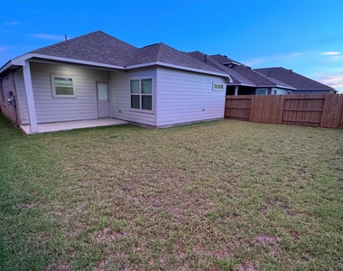 1436 Sundown Glen Lane - Photo Thumbnail 17