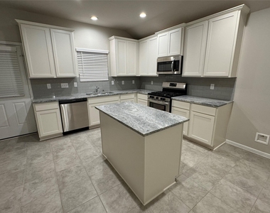 1436 Sundown Glen Lane - Photo Thumbnail 5