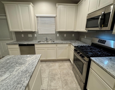 1436 Sundown Glen Lane - Photo Thumbnail 6