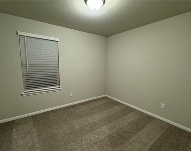 1436 Sundown Glen Lane - Photo Thumbnail 9