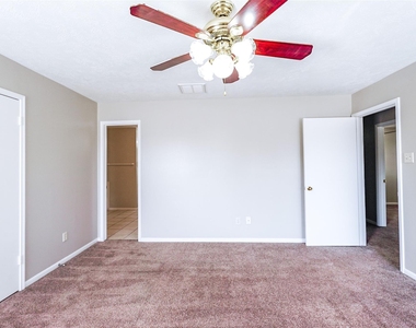 2103 Charlton House Lane - Photo Thumbnail 13