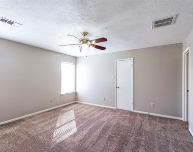 2103 Charlton House Lane - Photo Thumbnail 12