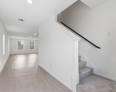 6323 Geyser Starish Drive - Photo Thumbnail 3