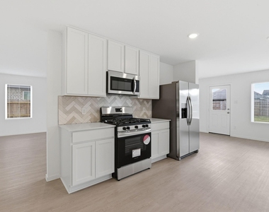 6323 Geyser Starish Drive - Photo Thumbnail 11