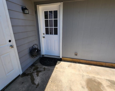 2677 Gessner Road - Photo Thumbnail 5