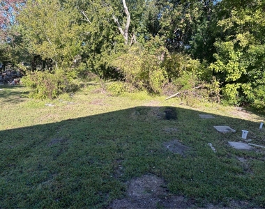 1925 11th Street - Photo Thumbnail 27