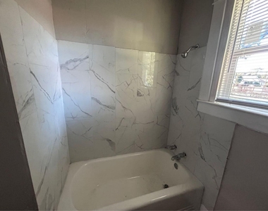 1925 11th Street - Photo Thumbnail 17