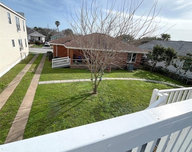 4114 Ave S 1/2 - Photo Thumbnail 1