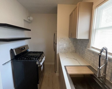 1008 Studewood Street - Photo Thumbnail 6
