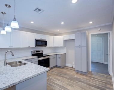4220 Delhi Street - Photo Thumbnail 7