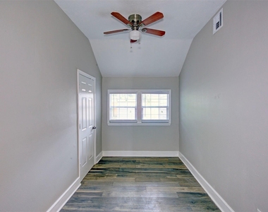 4220 Delhi Street - Photo Thumbnail 18