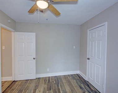 4220 Delhi Street - Photo Thumbnail 17