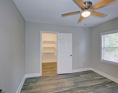 4220 Delhi Street - Photo Thumbnail 16