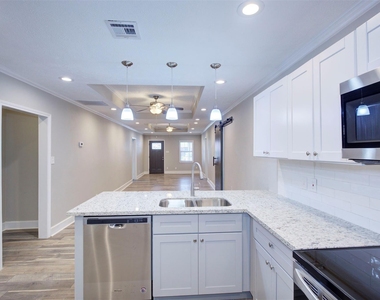 4220 Delhi Street - Photo Thumbnail 9