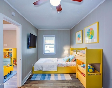 4220 Delhi Street - Photo Thumbnail 21