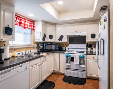 3034 Deer Valley Drive - Photo Thumbnail 10